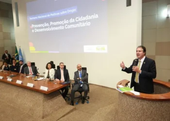 Políticas antidrogas, Combate às drogas, Prevenção ao uso de drogas;