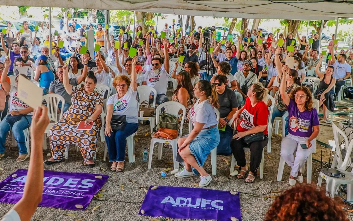 paralisação, movimento, de abandono;