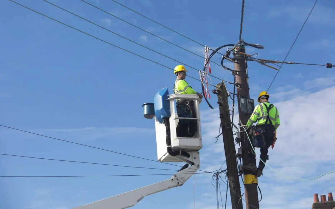 eletricidade, corrente elétrica, fornecimento de energia;