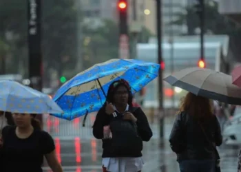 chuva, precipitação, tempestade;