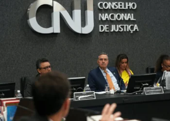 justiça, magistrado; ;