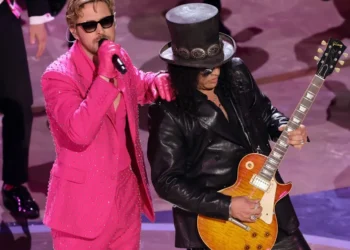 Ryan Gosling e Slash no Oscar 2024 — Foto: Getty - Todos os direitos: © Revista Quem