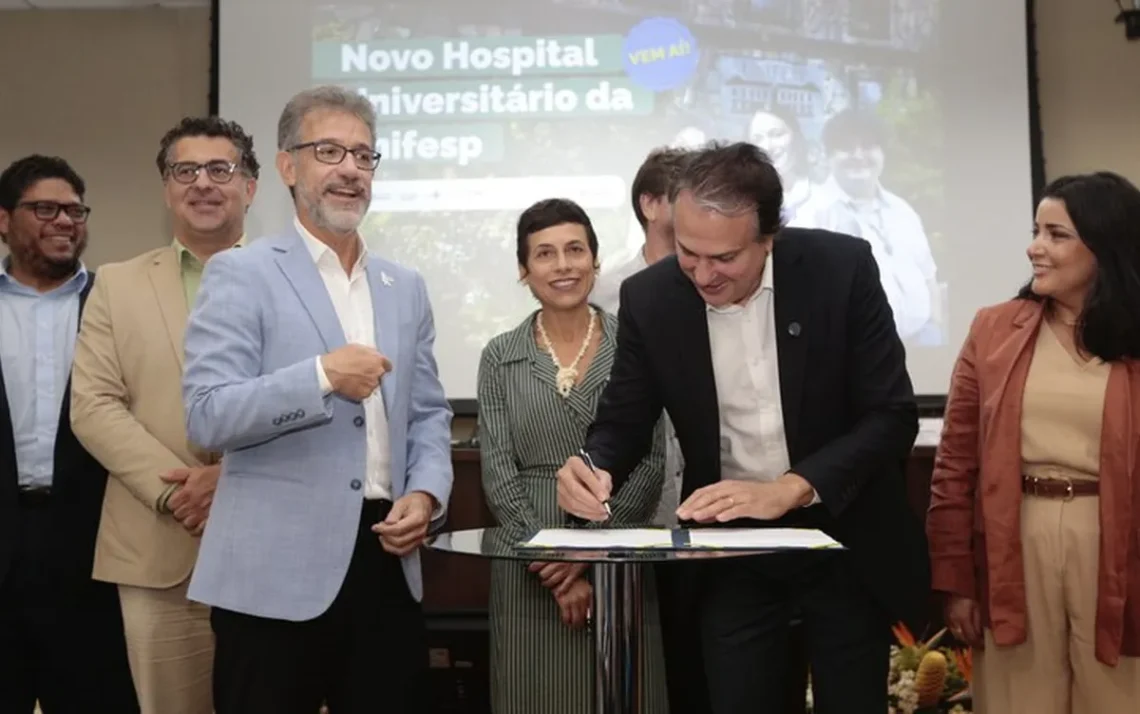 unidade hospitalar, unidade de saúde, centro médico';