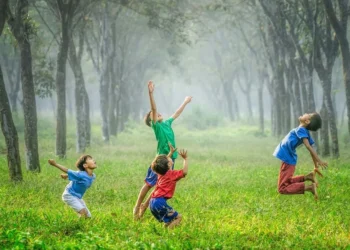 juventude, meninice, adolescência, crescimento;