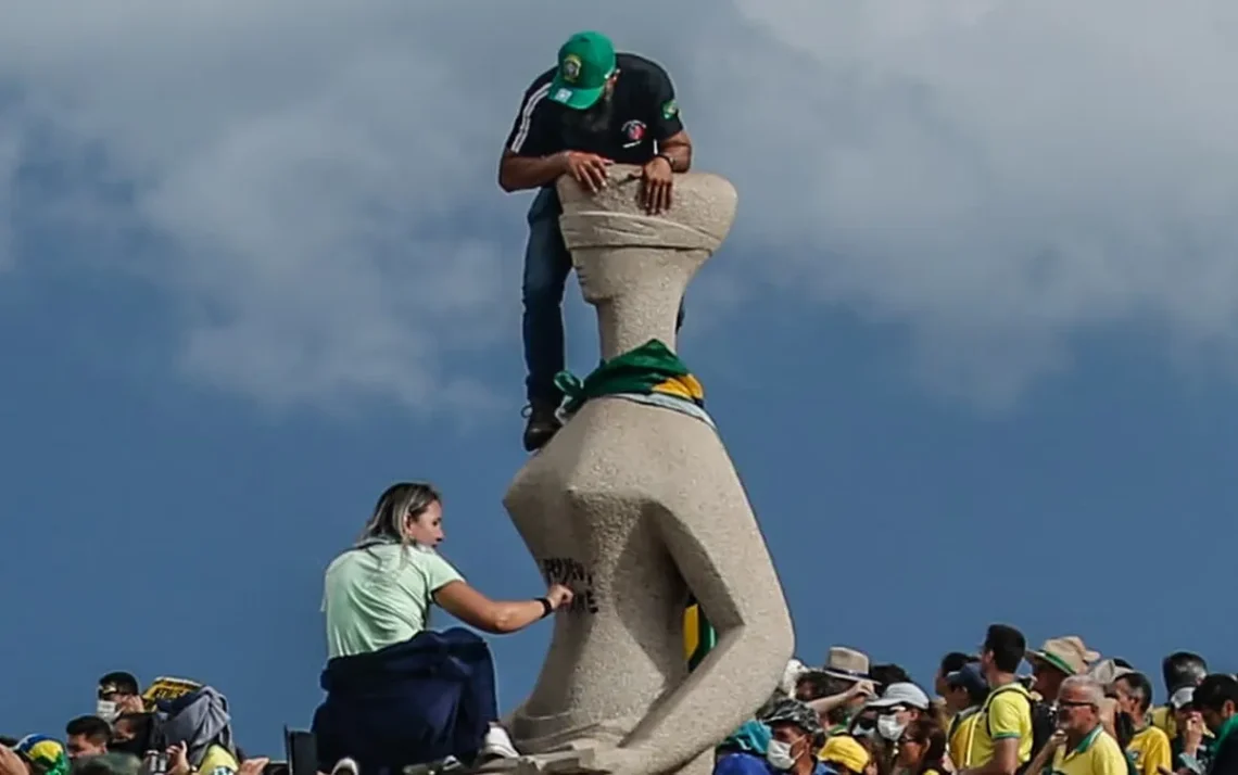 punição, sentença, julgamento';