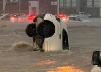 temporal, tormenta, inundação;